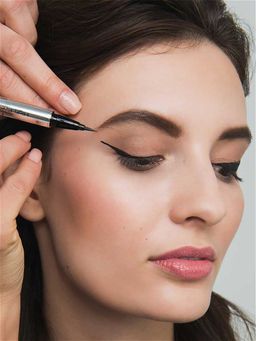 ARTDECO подводка для век High Precision 01 черный, 0,55 мл  фото 3