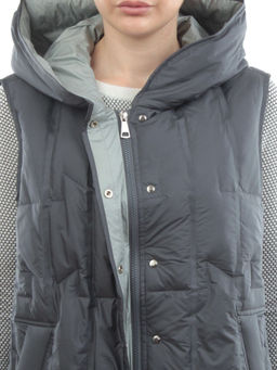 25-188 DK. GRAY Жилет утепленный женский (пух)