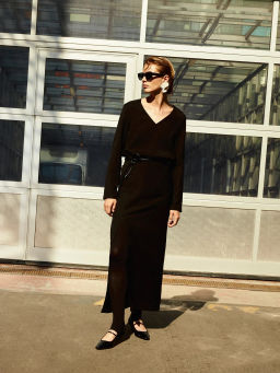 Платье приталенного кроя