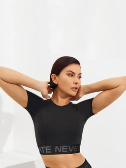 Эластичный черный рашгард с брендированием на резинке - NEVERLATE фото 3