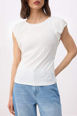 Ekru Fitted/Vucuda Oturan Reglan Kol K?sa Kollu Yumusak Orme Bluz TWOSS26BZ00526 - Trendyolmilla фото 3