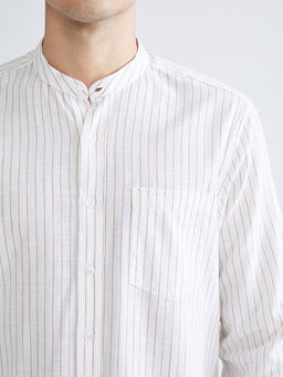 Regular Fit Hakim Yaka Erkek ?izgili Poplin G?mlek