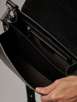 Сумка через плечо Deboro 30574 черная