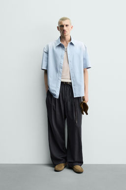 CAMISA RELAXED FIT LAVADO SPRAY / Azul claro