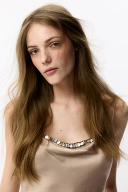 Top de tirantes con detalles decorativos - H&m фото 3