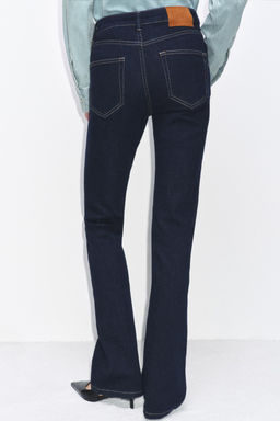 ZW COLLECTION BOOTCUT HIGH-WAIST JEANS - Zara фото 17