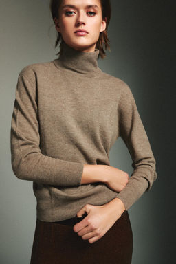 100% EXTRA SOFT WOOL JUMPER - Zara фото 8