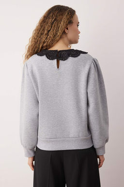 Gri Melanj Yaka Detayl? Kal?n Ici Polarl? Orme Sweatshirt TWOAW26SW00143 - Trendyolmilla фото 4