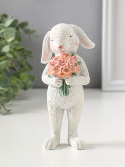 Фигурка полистоун Белая зайка с букетом розовых цветов, 16 см