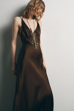 SATIN DRESS WITH LOW-CUT BACK