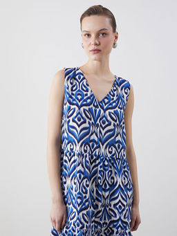 V Yaka Desenli Elbise