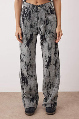 Gri Suet Gorunumlu Flok Bask?l? Yuksek Bel Wide Leg Jeans TWOAW26JE00162 - Trendyolmilla фото 3