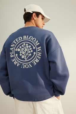 Indigo Oversize/Genis Kesim Cicek Nak?sl? Ici Polar/S?cak Tutan Sweatshirt TMNAW24SW00012