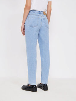 ЕМКА / Зауженные джинсы из плотного хлопка - Emka фото 4