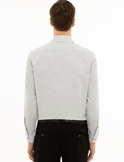 Светло-серая приталенная рубашка с длинным рукавом - Cacharel фото 9