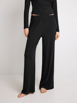 Infinity / Брюки жен. Krafta черный