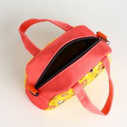 Сумка детская для девочки на молнии, регулируемый ремень, коралловая