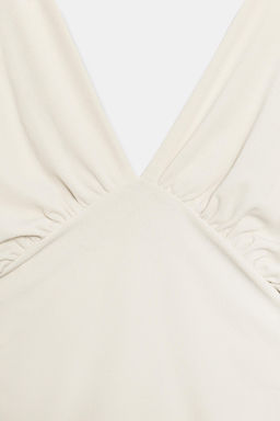 TOP TEXTURA ESCOTE PICO / Crudo - Zara фото 8