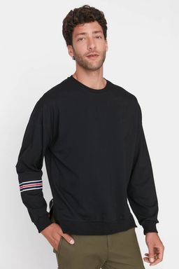Siyah Oversize/Genis Kesim Seritli Sardonsuz Sweatshirt TMNAW21SW0796