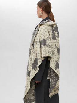 В составе ШЕРСТЬ и КАШЕМИР Большой, мягкий, теплый двусторонний палантин