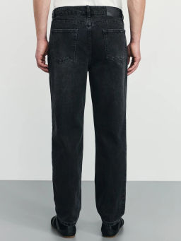 Джинсы slim fit / Zarina