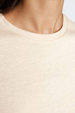 Ac?k Bej %100 Pamuk Basic Bisiklet Yaka Orme T-Shirt TWOSS23TS00000