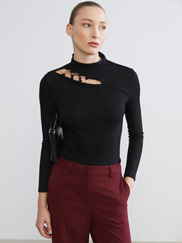 Dik Yaka Pencere Detayl? Kad?n Ti??rt