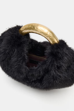 FAUX FUR HANDBAG WITH METAL HANDLE - Zara фото 4