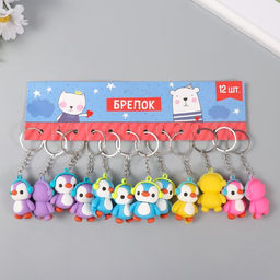 Цена за 12 шт. Брелок резина "Пингвин в наушниках" МИКС 4,7х3,5х2,2 см