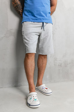 Спортивные шорты