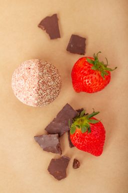 Бомбочка для ванны с афродизиаками Клубника в шоколаде - Siberina фото 6