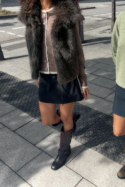 FAUX FUR GILET - Zara фото 4