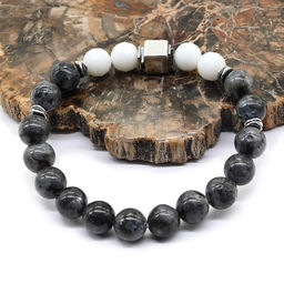 Браслет из лабрадора (ларвикита) шарик 10мм, 19см Радуга камня