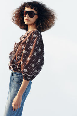 BLUSA LUNARES BORDADOS PERFORADOS / Marr?n - Zara фото 3