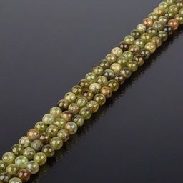 Бусины для украшений из Гроссуляра Граната зеленого (65 бусин)