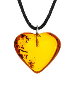 Подвеска-сердце из натурального янтаря чайного цвета