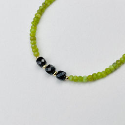 Браслет из Серпентинита "Змеевик" и Шпинели 18 см +