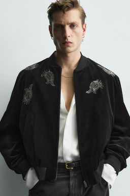 LIMITED EDITION EMBROIDERED VELVET BOMBER JACKET - Zara фото 5