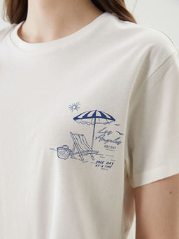 Bisiklet Yaka Bask?l? Kad?n Ti??rt