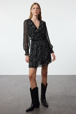 Trendyolmilla Siyah A Kesim Geometrik Desenli F?rf?rl? Mini Sifon Dokuma Elbise TWOAW25EL00353