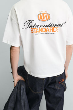 CAMISETA TEXTOS ESTAMPADOS CONTRASTE / Blanco roto - Zara фото 5