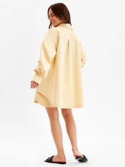 Костюм женский (рубашка, шорты) MINAKU: Oversize, бежевый, размер 44