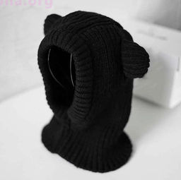 Шапка Bear ears