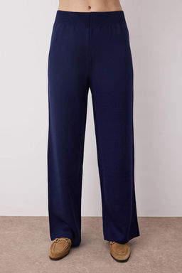 Bej Aksesuar Detayl? 3lu H?rka-Bluz-Pantolon Triko Tak?m TWOAW26AU00049 - Trendyolmilla фото 7