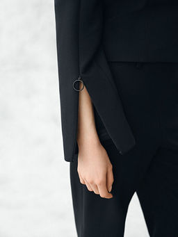 Kolay Giyilebilir Koldan Fermuarl? Kad?n Crop Blazer Ceket