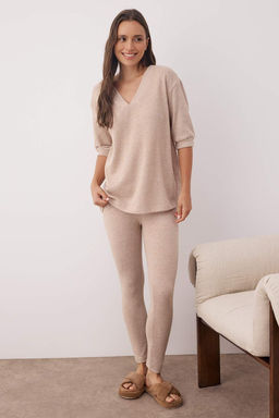 Bej Yumos V Yaka Taytl? S?cak Tutan Orme Pijama Tak?m? THMAW26PT00036