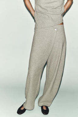 WRAPOVER TROUSERS WITH BUTTON