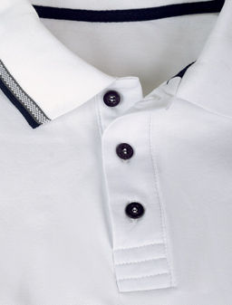 Футболка-поло из фактурного трикотажа