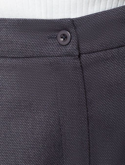 Шорты-бермуды из премиальной костюмной ткани с добавлением лиоцелла