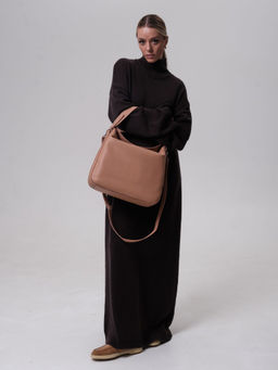 Сумка кожаная на плечо Azaro 30925 бежевая нуга